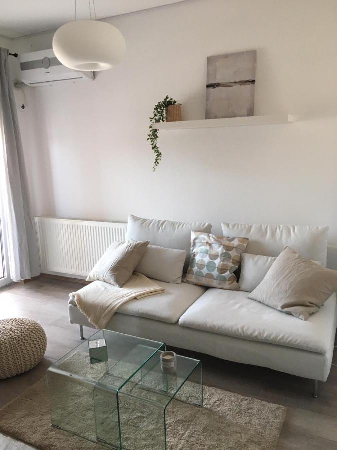 River Apartment Paracin Luaran gambar
